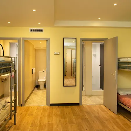Villa Saint Exupery Beach Hostel-2